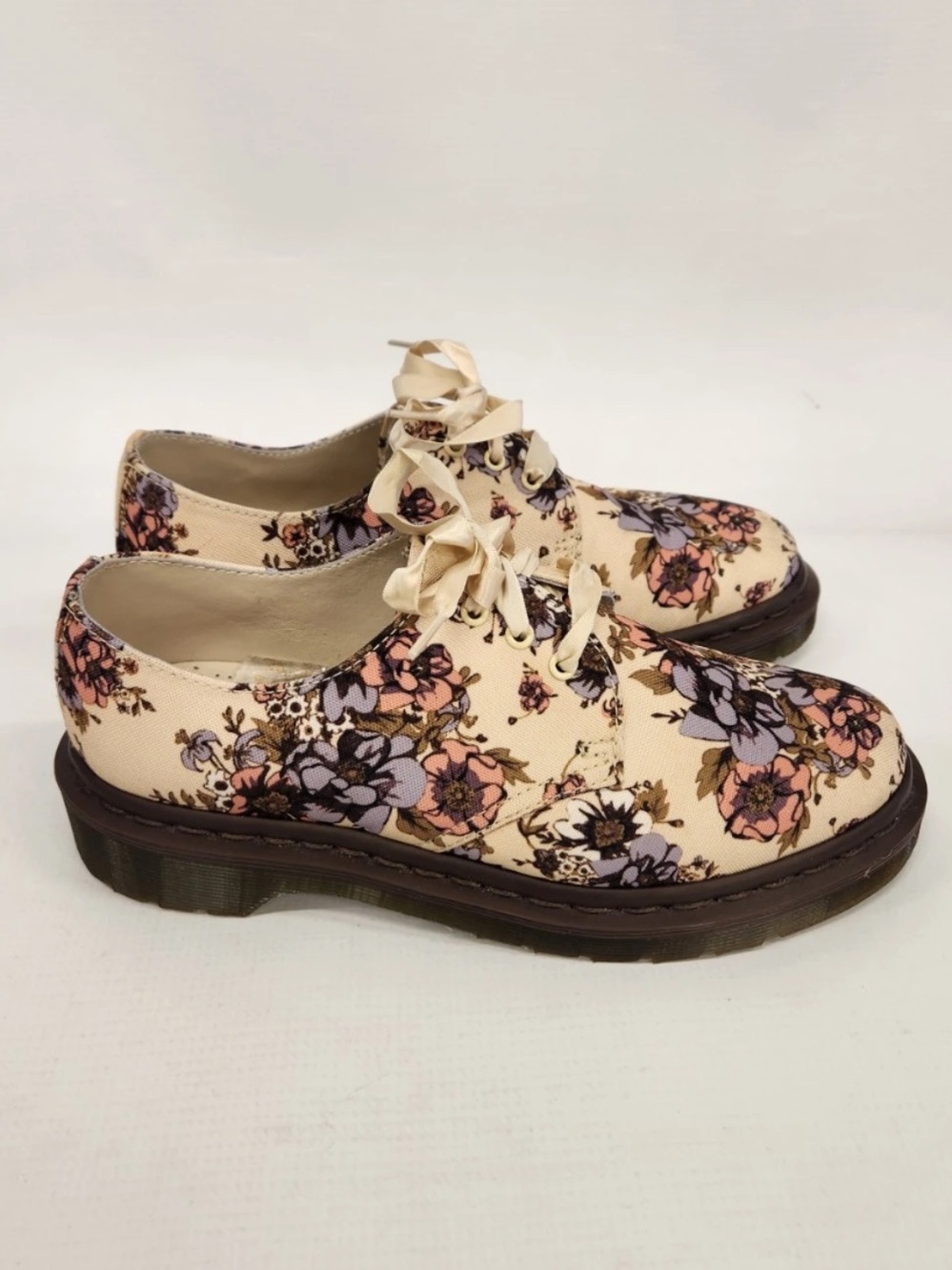 Dr. Martens Cream Floral Lace-Up Boots